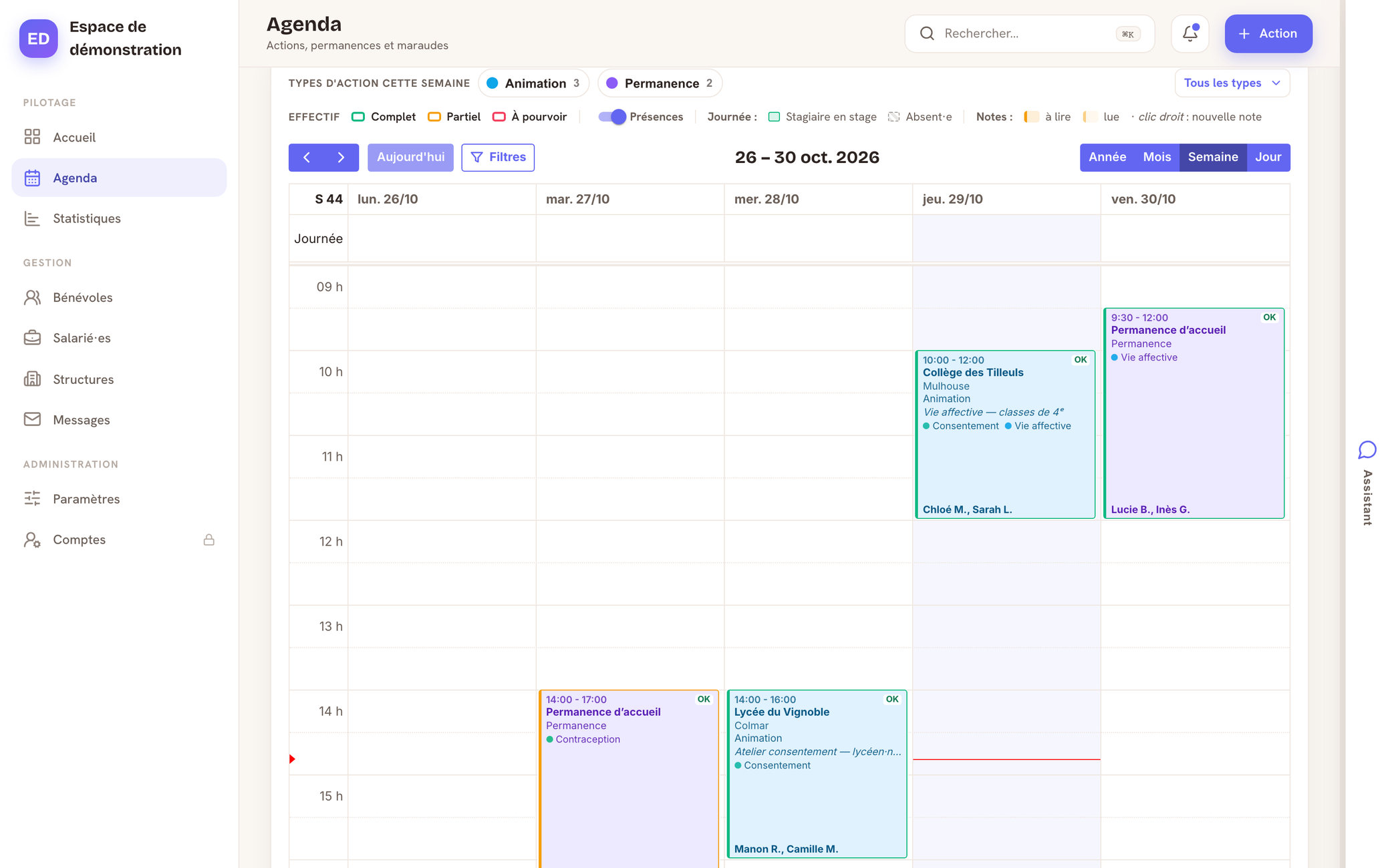L’agenda de la semaine : deux permanences d’accueil et deux animations, avec les personnes qui les tiennent.